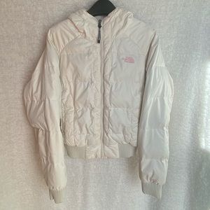 Women’s North Face Coat down puffer jacket with hood off white size s small TNF